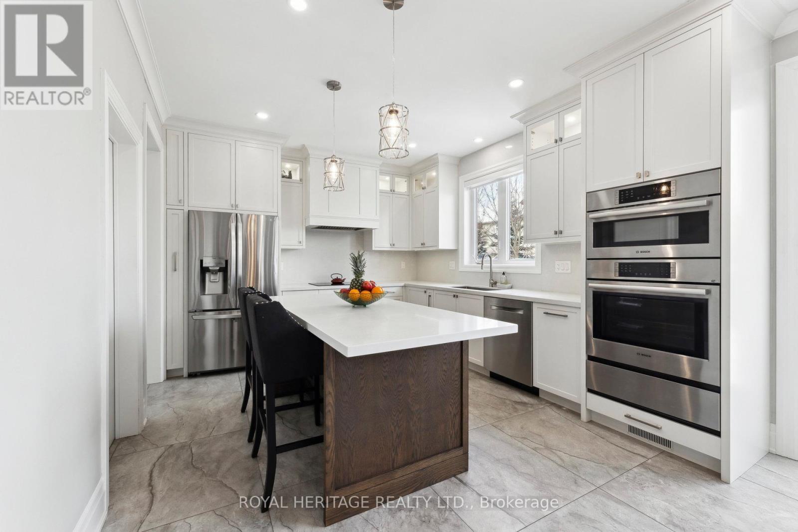 












2237 HACKETT PLACE

,
Oshawa (Windfields),




Ontario
L1L0B3

