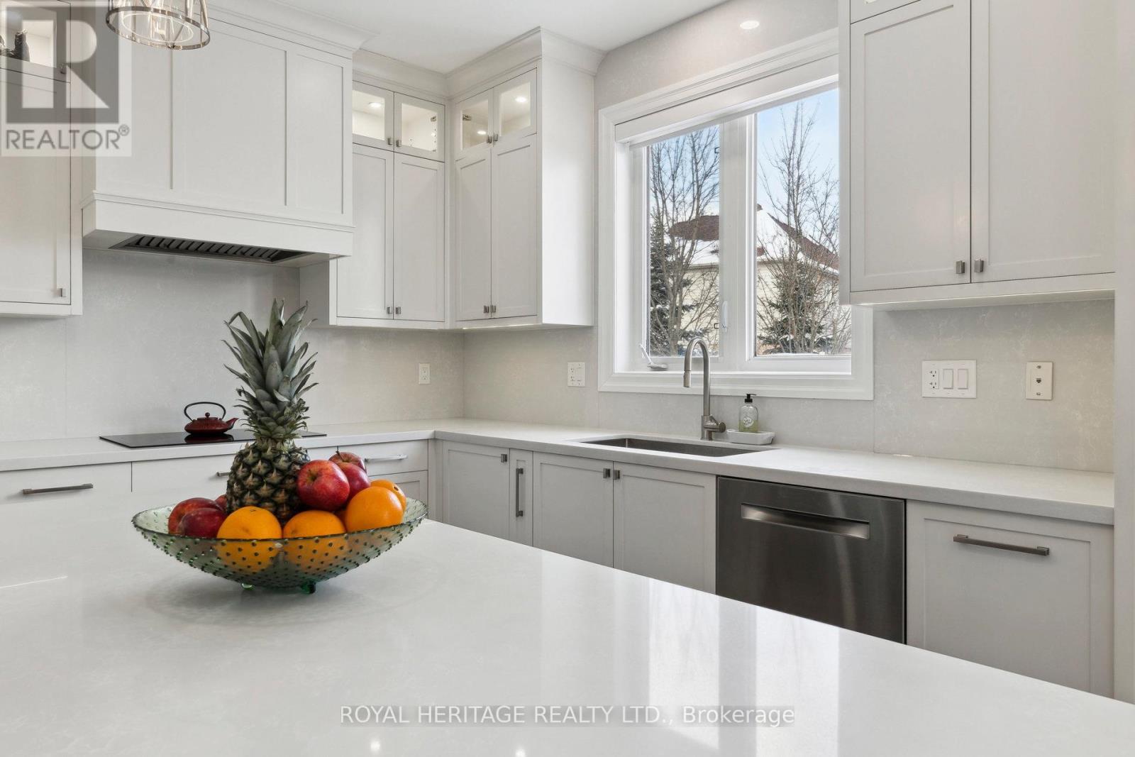 












2237 HACKETT PLACE

,
Oshawa (Windfields),




Ontario
L1L0B3

