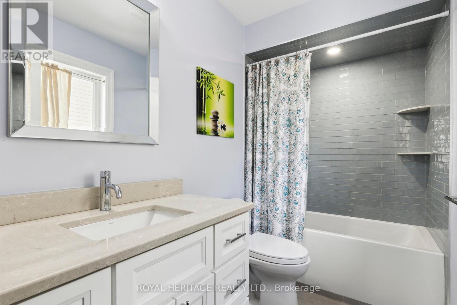 












2237 HACKETT PLACE

,
Oshawa (Windfields),




Ontario
L1L0B3

