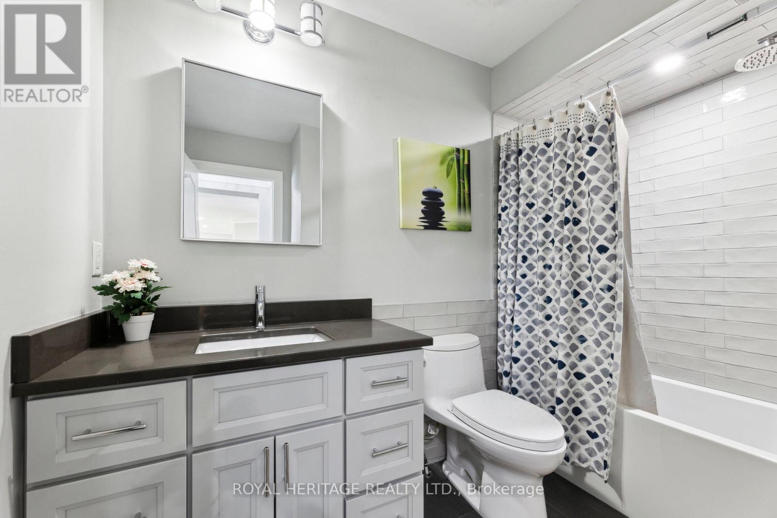 












2237 HACKETT PLACE

,
Oshawa (Windfields),




Ontario
L1L0B3

