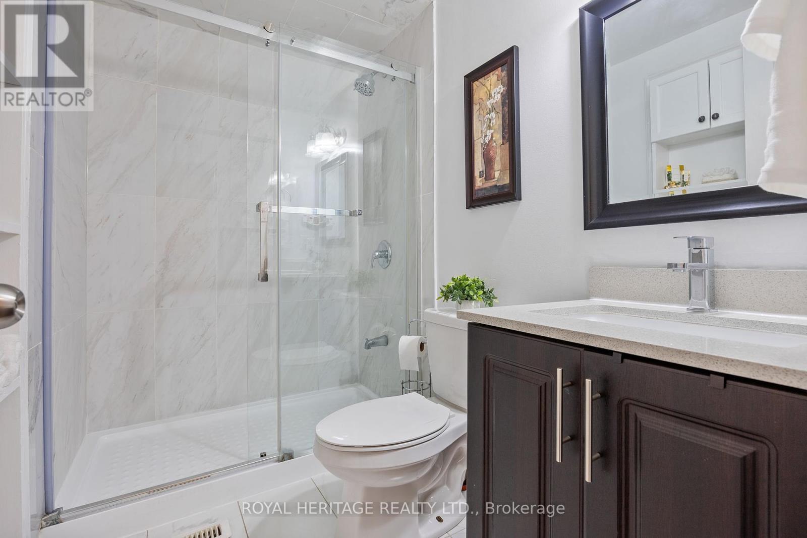 












109 PLUMROSE PATHWAY

,
Toronto (Malvern),




Ontario
M1B4B6

