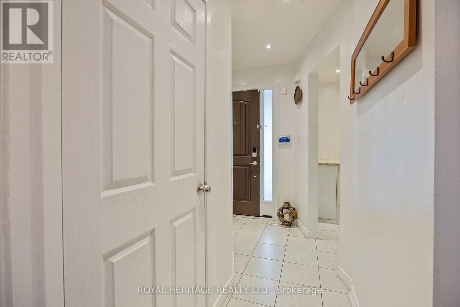 












109 PLUMROSE PATHWAY

,
Toronto (Malvern),




Ontario
M1B4B6

