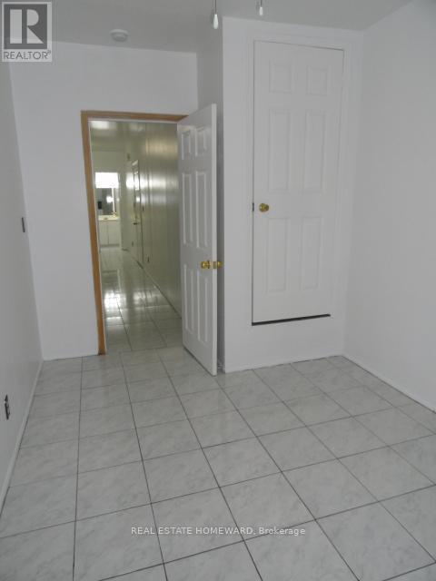 












2438 DANFORTH AVENUE

,
Toronto (East End-Danforth),




Ontario
M4C1K9

