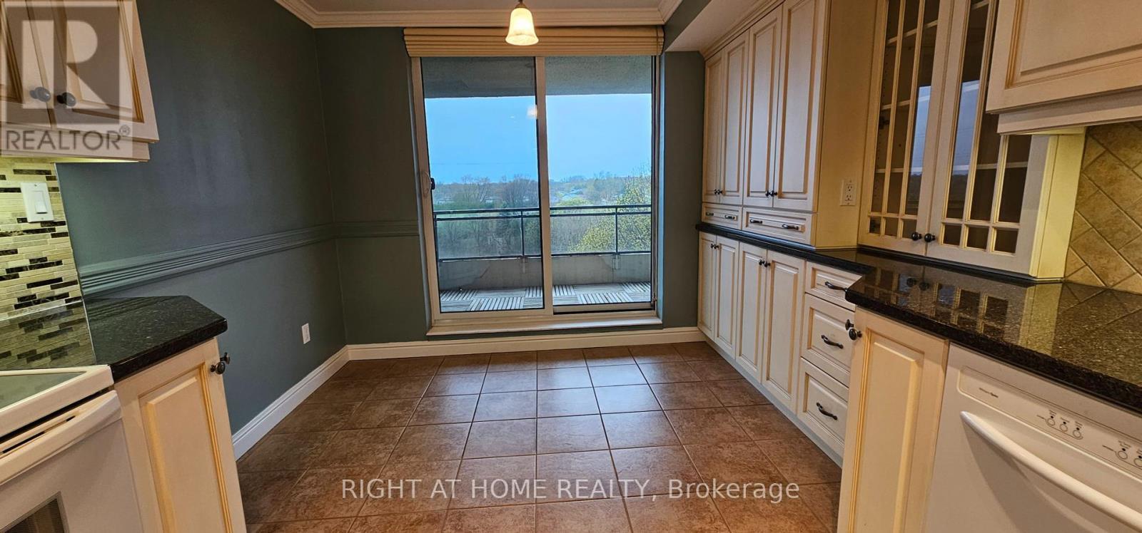 












506 - 700 WILSON ROAD N

,
Oshawa (Centennial),




Ontario
L1G7T5

