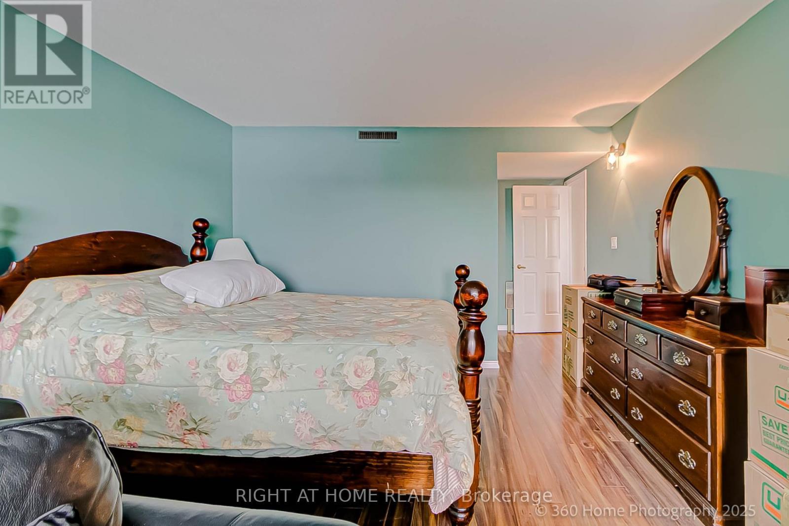 












506 - 700 WILSON ROAD N

,
Oshawa (Centennial),




Ontario
L1G7T5

