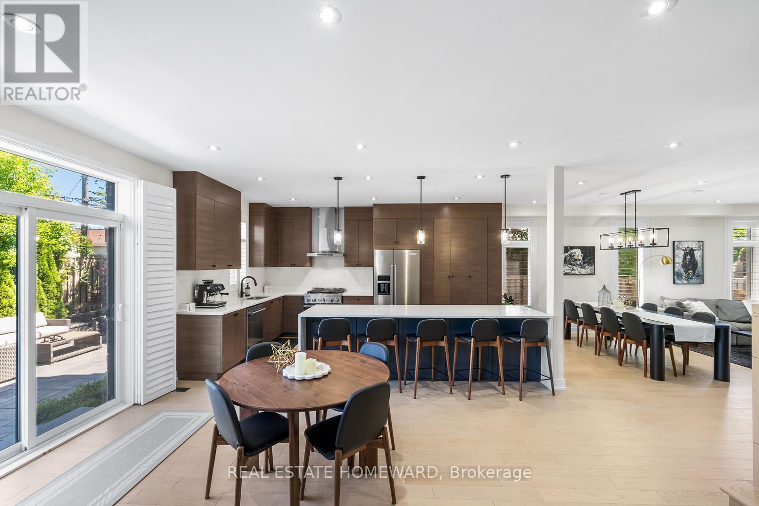 












1344 GULL CROSSING

,
Pickering (Bay Ridges),




Ontario
L1W0B7

