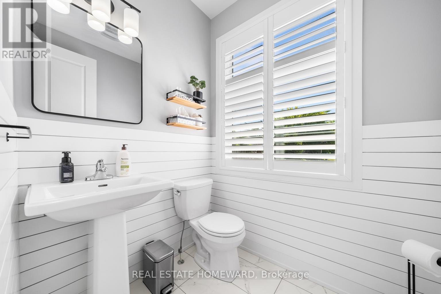 












1344 GULL CROSSING

,
Pickering (Bay Ridges),




Ontario
L1W0B7

