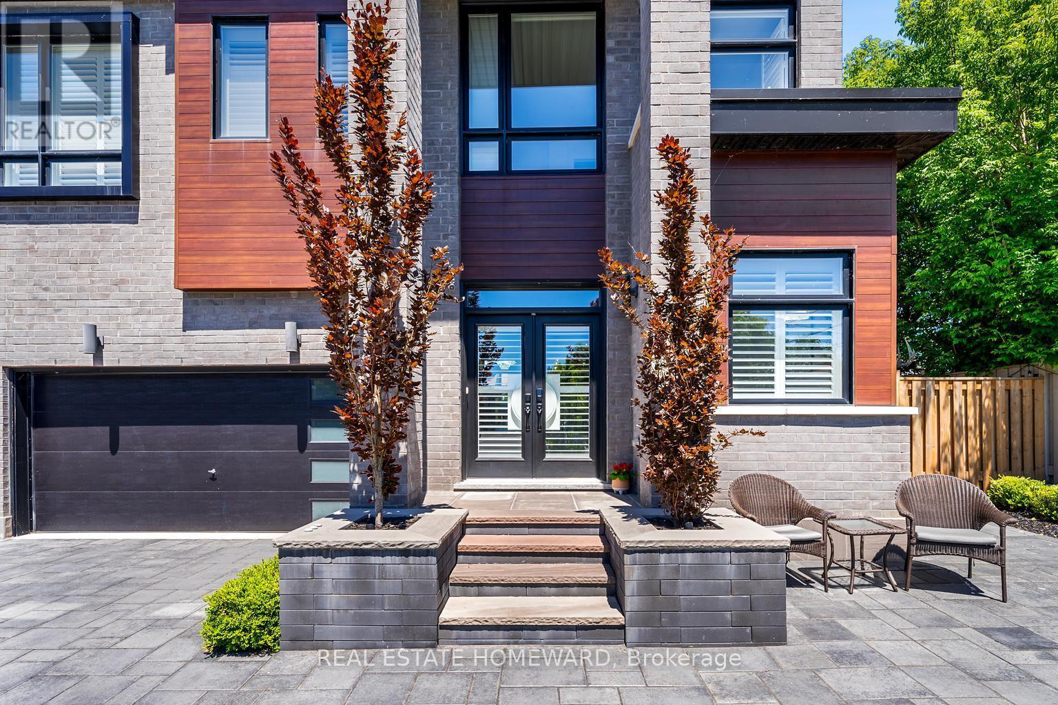 












1344 GULL CROSSING

,
Pickering (Bay Ridges),




Ontario
L1W0B7

