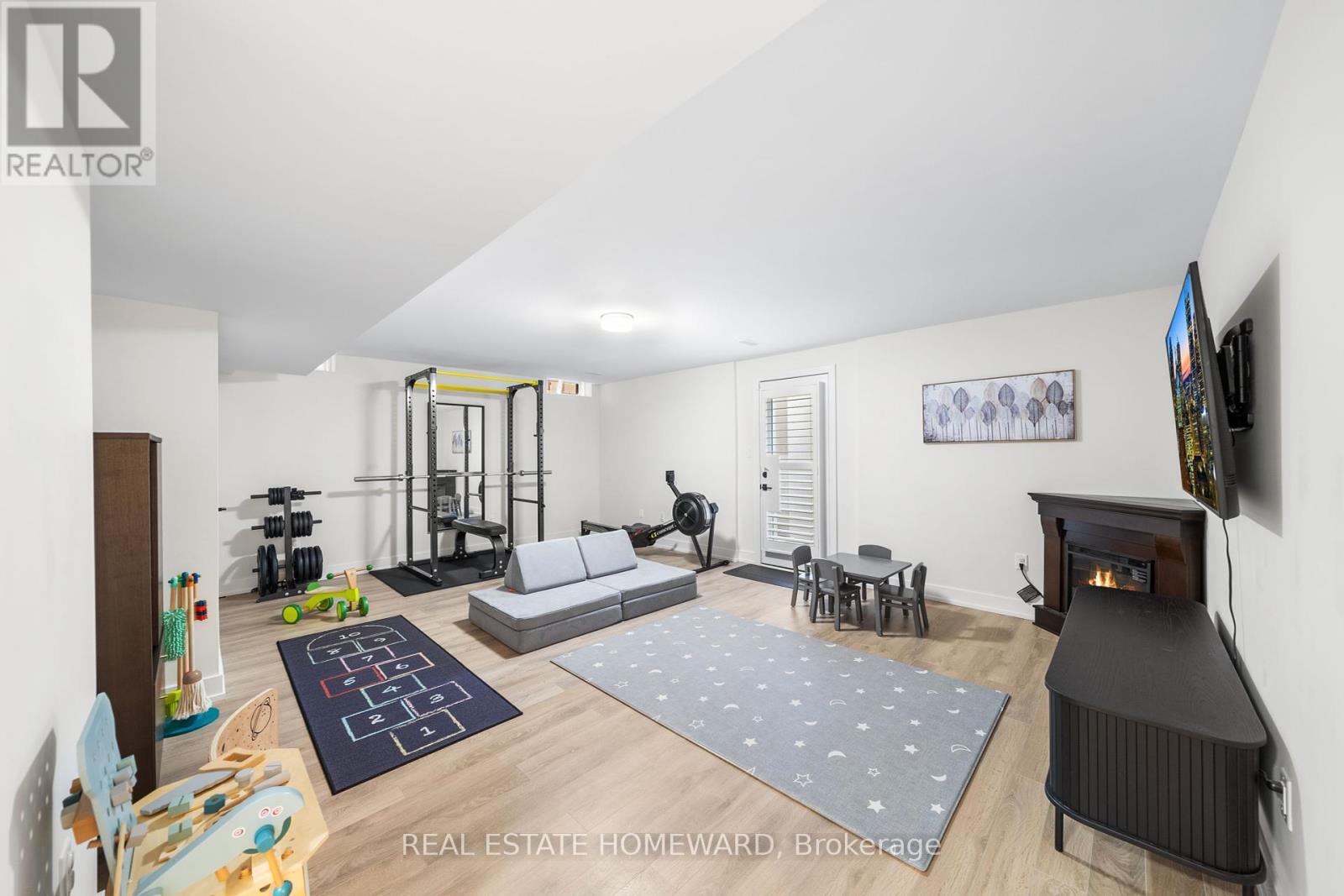 












1344 GULL CROSSING

,
Pickering (Bay Ridges),




Ontario
L1W0B7

