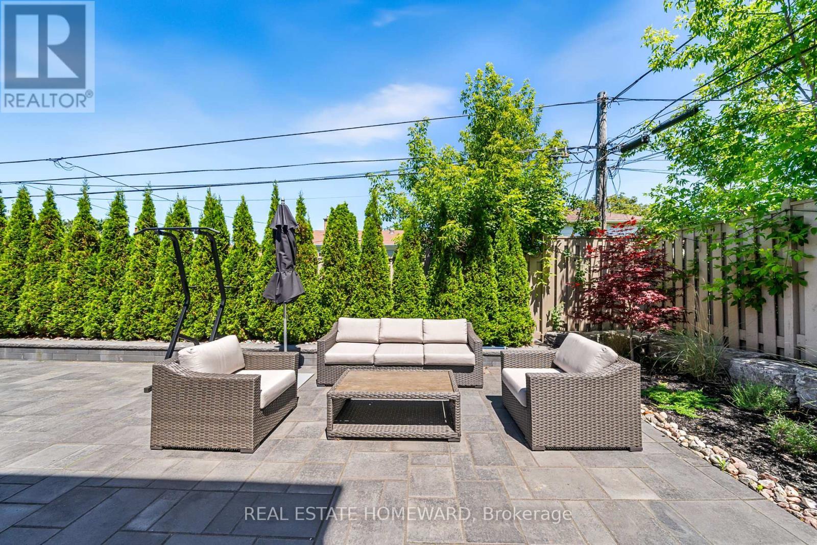 












1344 GULL CROSSING

,
Pickering (Bay Ridges),




Ontario
L1W0B7

