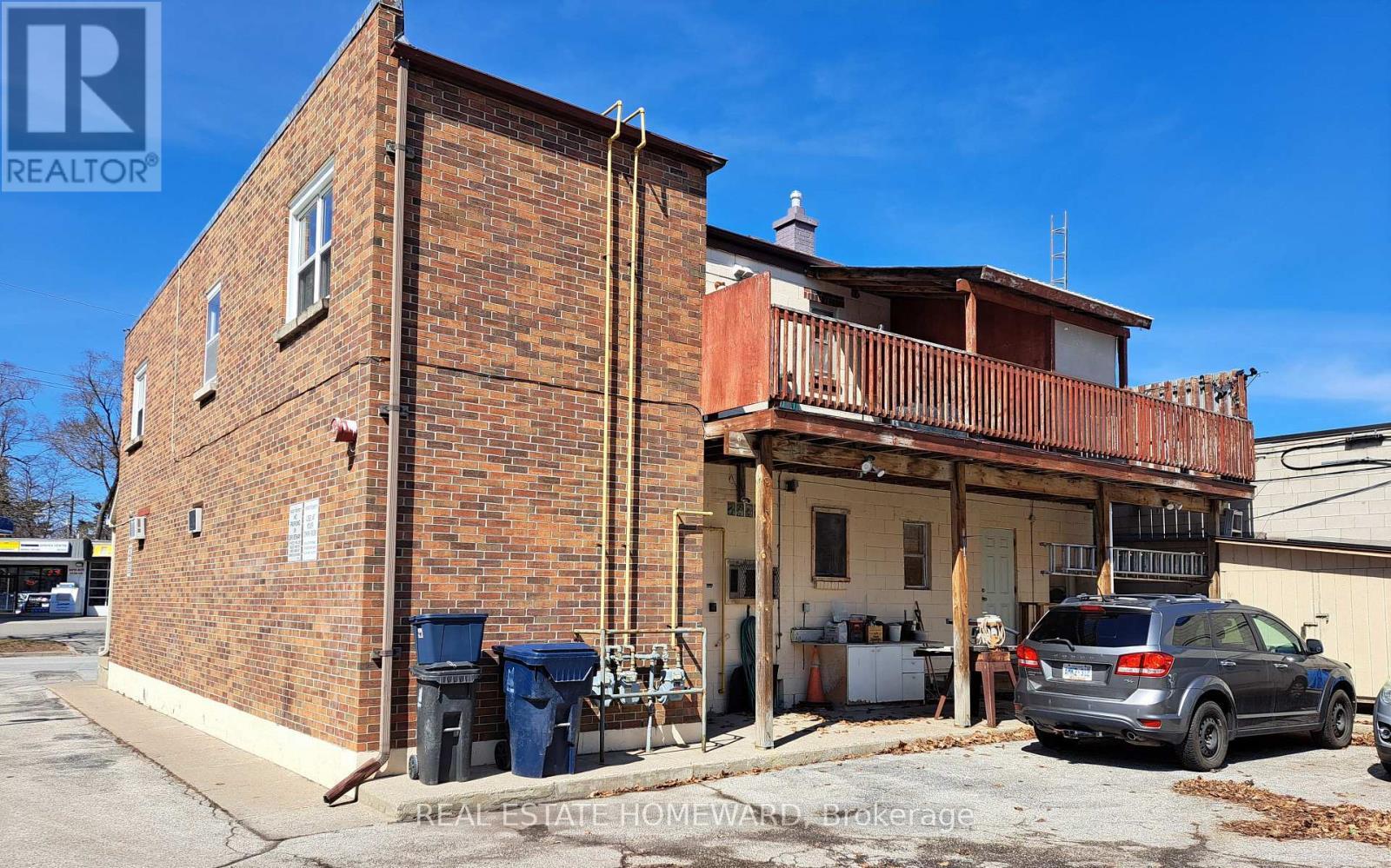 












275-279 OLD KINGSTON ROAD

,
Toronto (Highland Creek),




Ontario
M1C1B4

