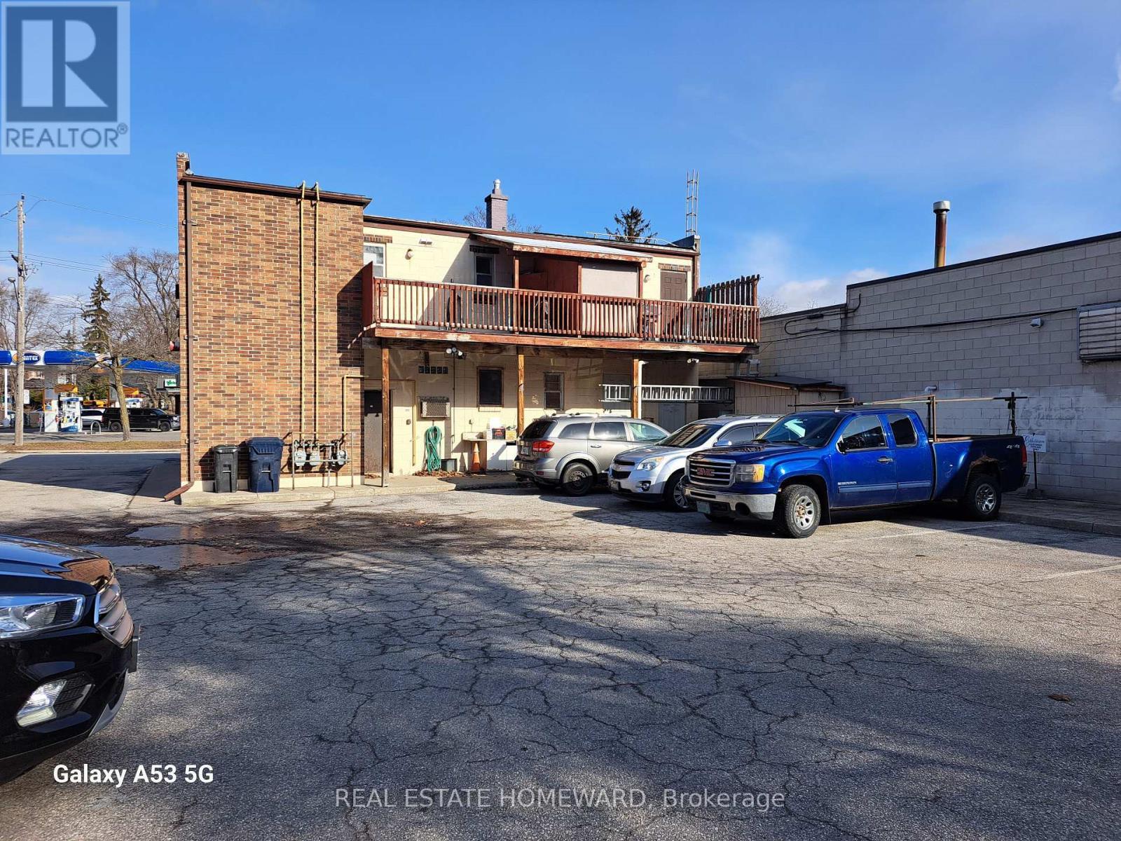 












275-279 OLD KINGSTON ROAD

,
Toronto (Highland Creek),




Ontario
M1C1B4

