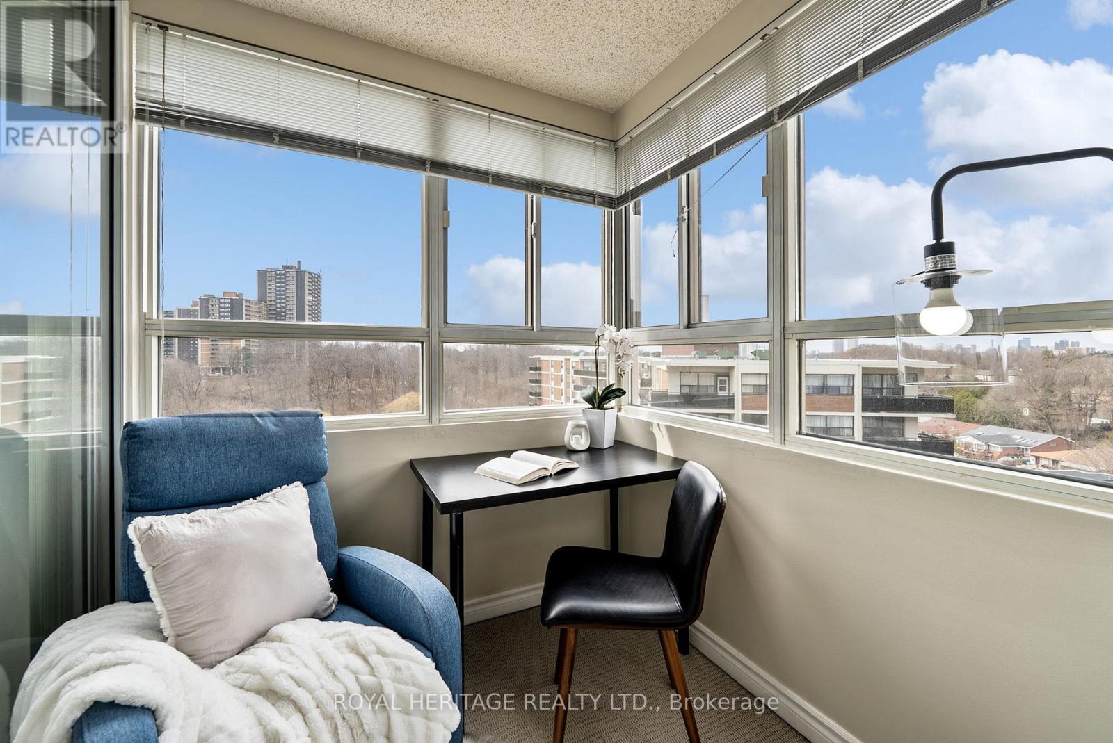 












1203 - 4 PARK VISTA CRESCENT

,
Toronto (O'Connor-Parkview),




Ontario
M4B3M8

