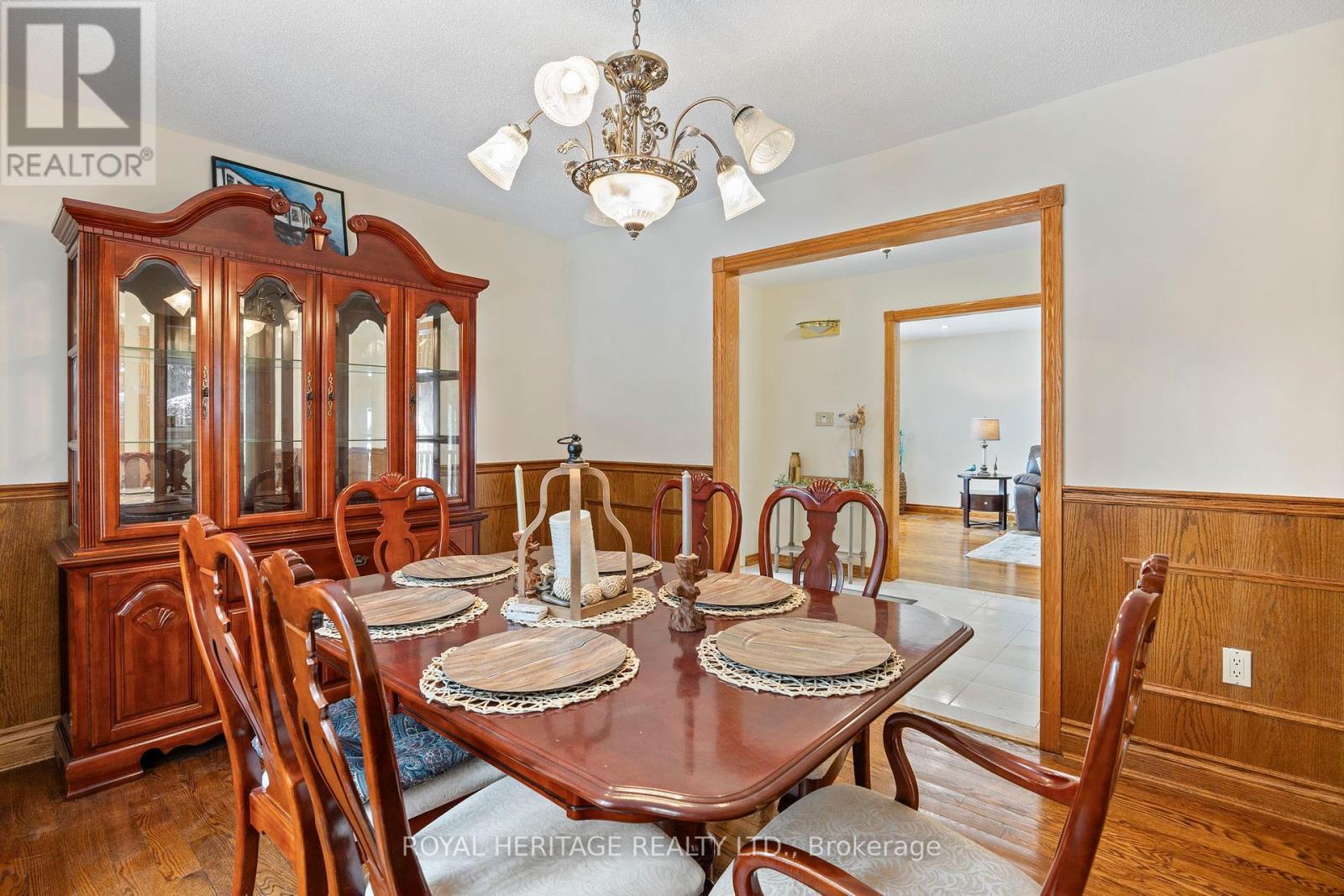 












1755 STORRINGTON STREET

,
Pickering (Liverpool),




Ontario
L1V2X2

