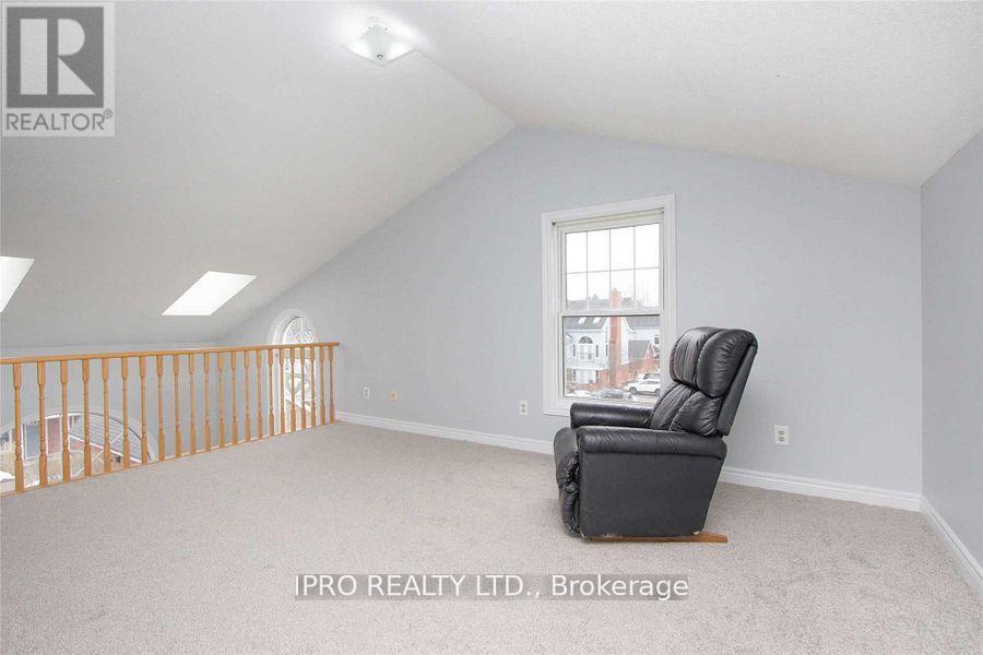 












D-17 - 1663 NASH ROAD

,
Clarington (Courtice),




Ontario
L1E1S8

