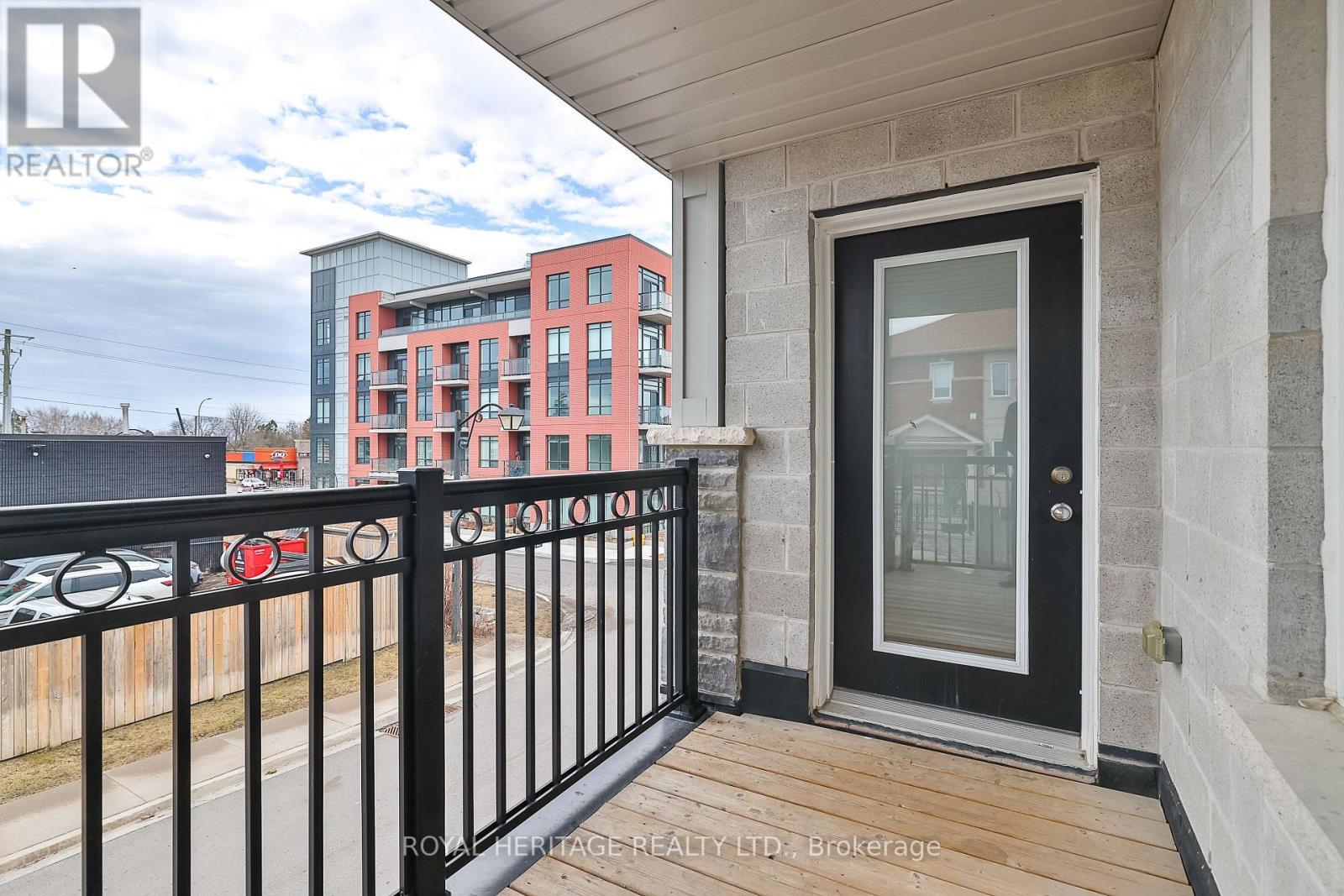 












2 DUNSLEY WAY

,
Whitby (Pringle Creek),




Ontario
L1N0L5

