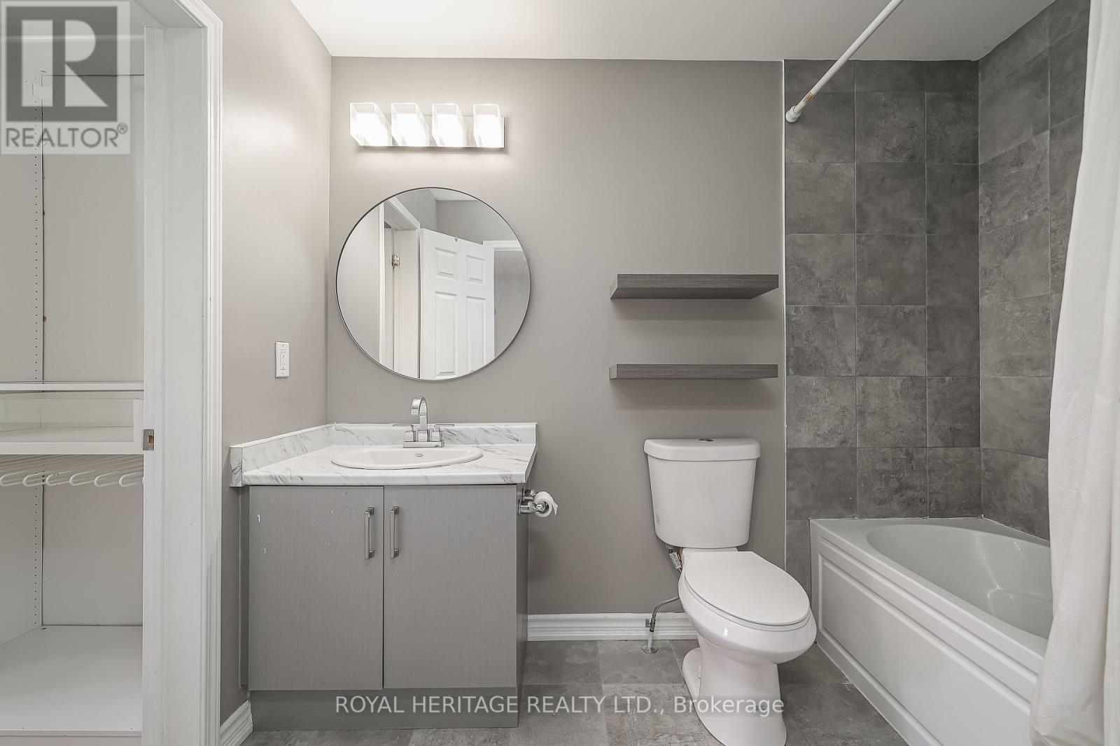 












2 DUNSLEY WAY

,
Whitby (Pringle Creek),




Ontario
L1N0L5

