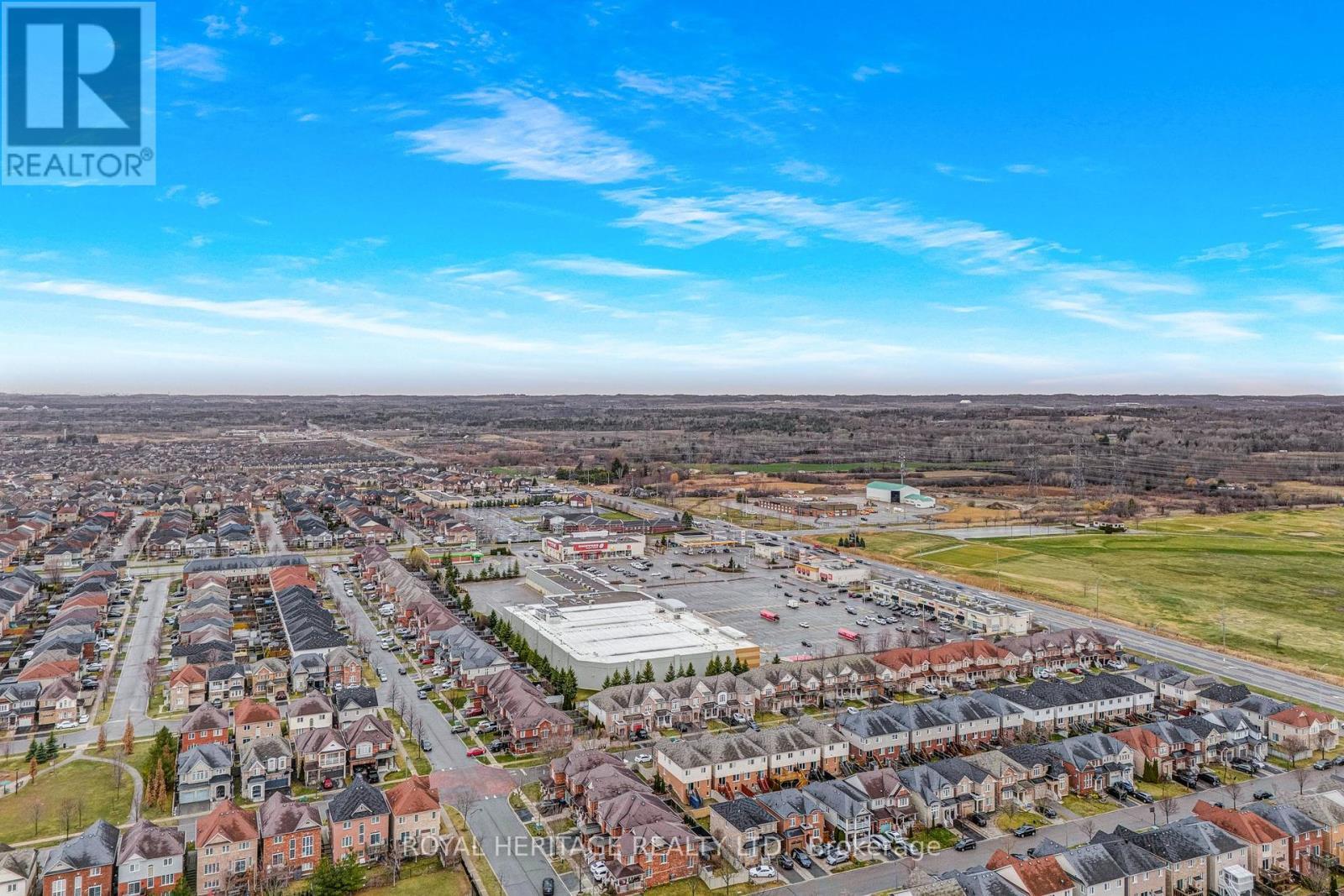 












6 EYREGLEN COURT

,
Ajax (Northeast Ajax),




Ontario
L1Z0C1

