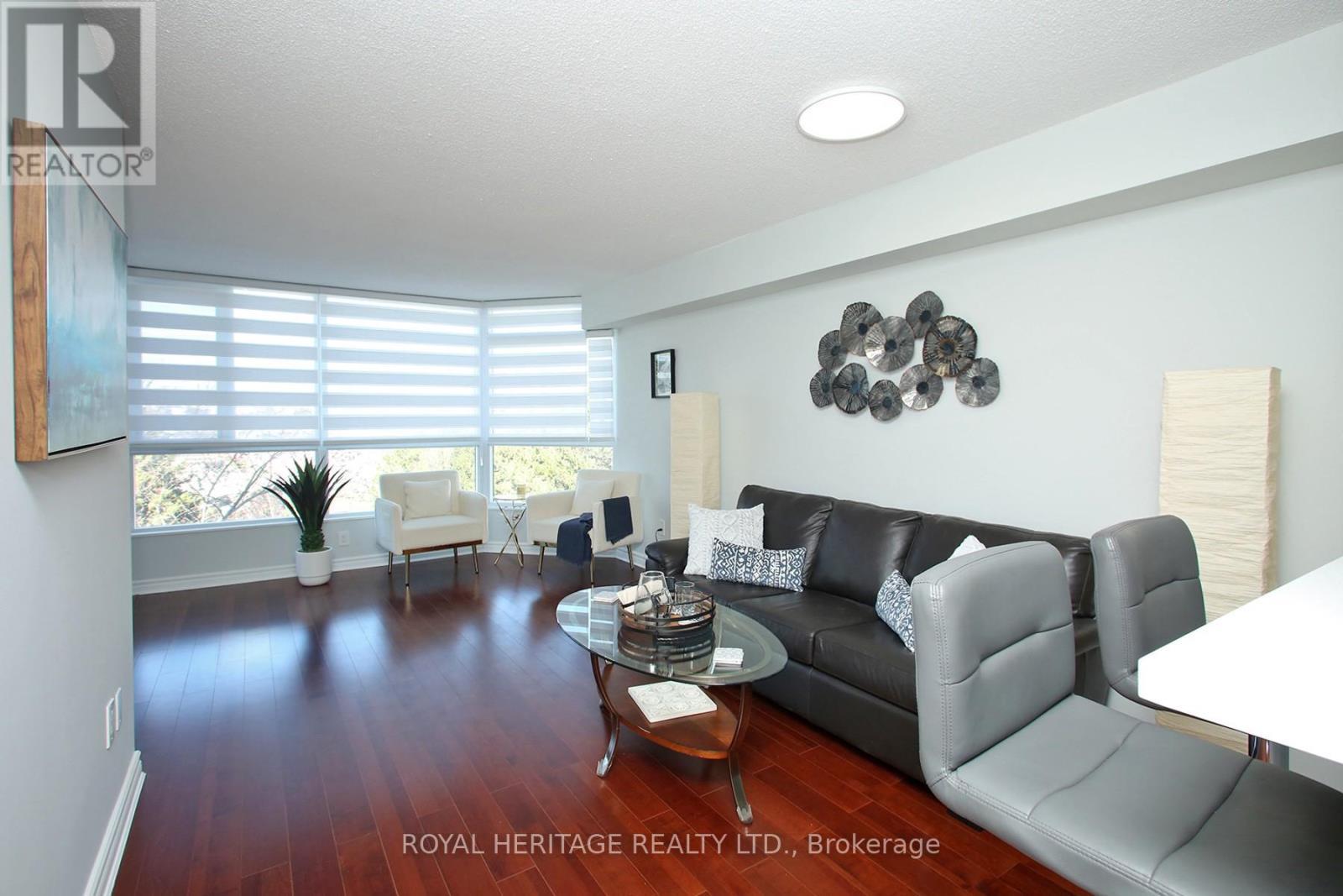 












505 - 3231 EGLINTON AVENUE E

,
Toronto (Scarborough Village),




Ontario
M1J3N5

