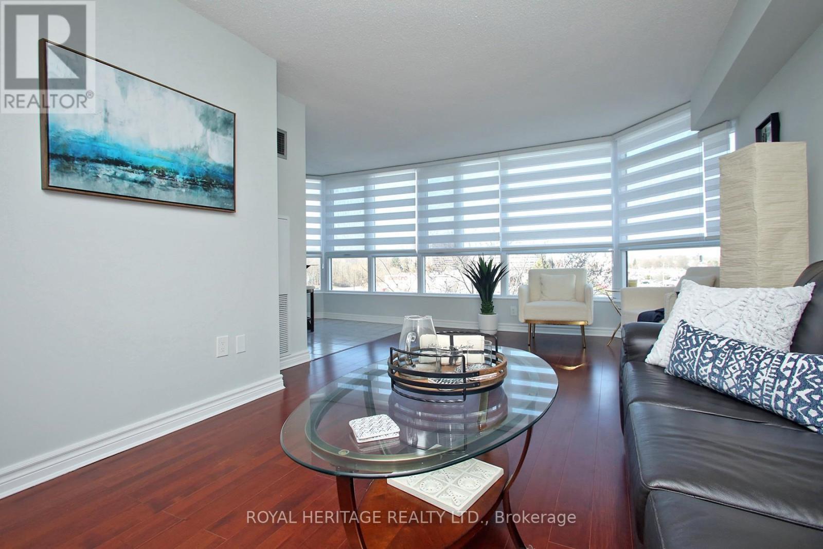 












505 - 3231 EGLINTON AVENUE E

,
Toronto (Scarborough Village),




Ontario
M1J3N5

