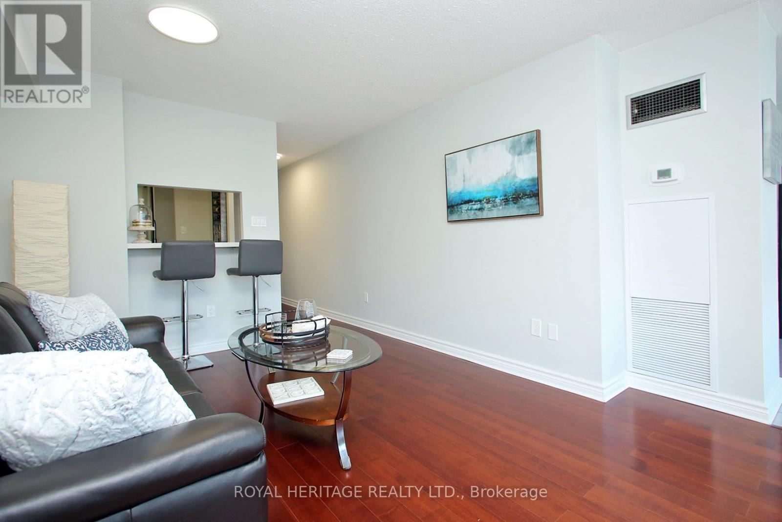 












505 - 3231 EGLINTON AVENUE E

,
Toronto (Scarborough Village),




Ontario
M1J3N5

