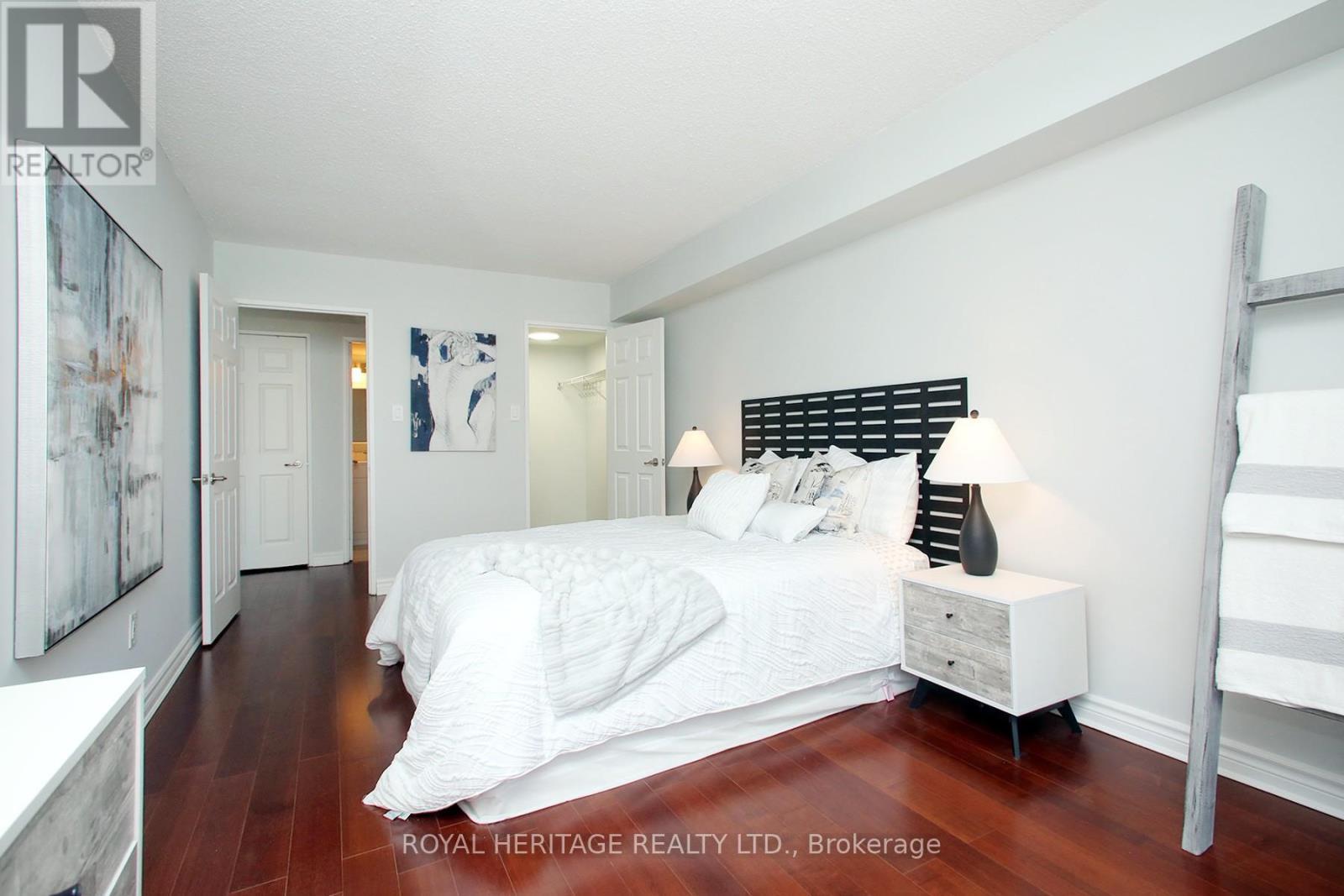 












505 - 3231 EGLINTON AVENUE E

,
Toronto (Scarborough Village),




Ontario
M1J3N5

