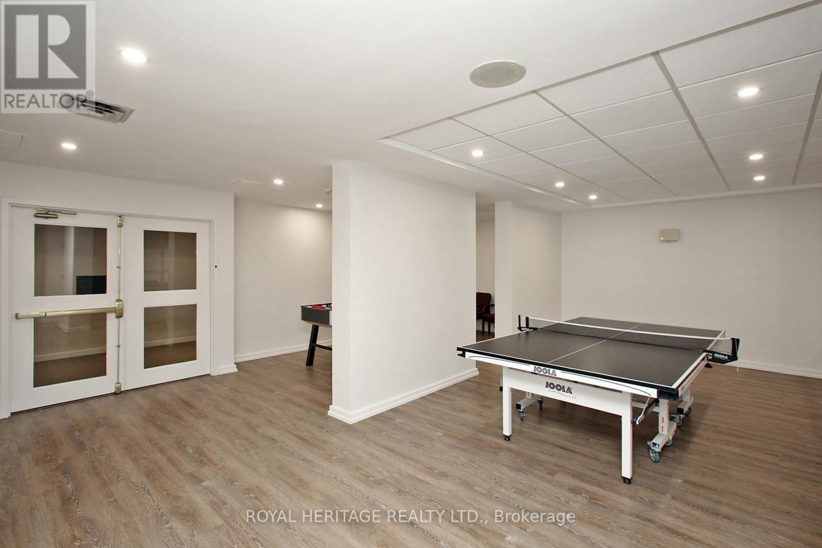 












505 - 3231 EGLINTON AVENUE E

,
Toronto (Scarborough Village),




Ontario
M1J3N5

