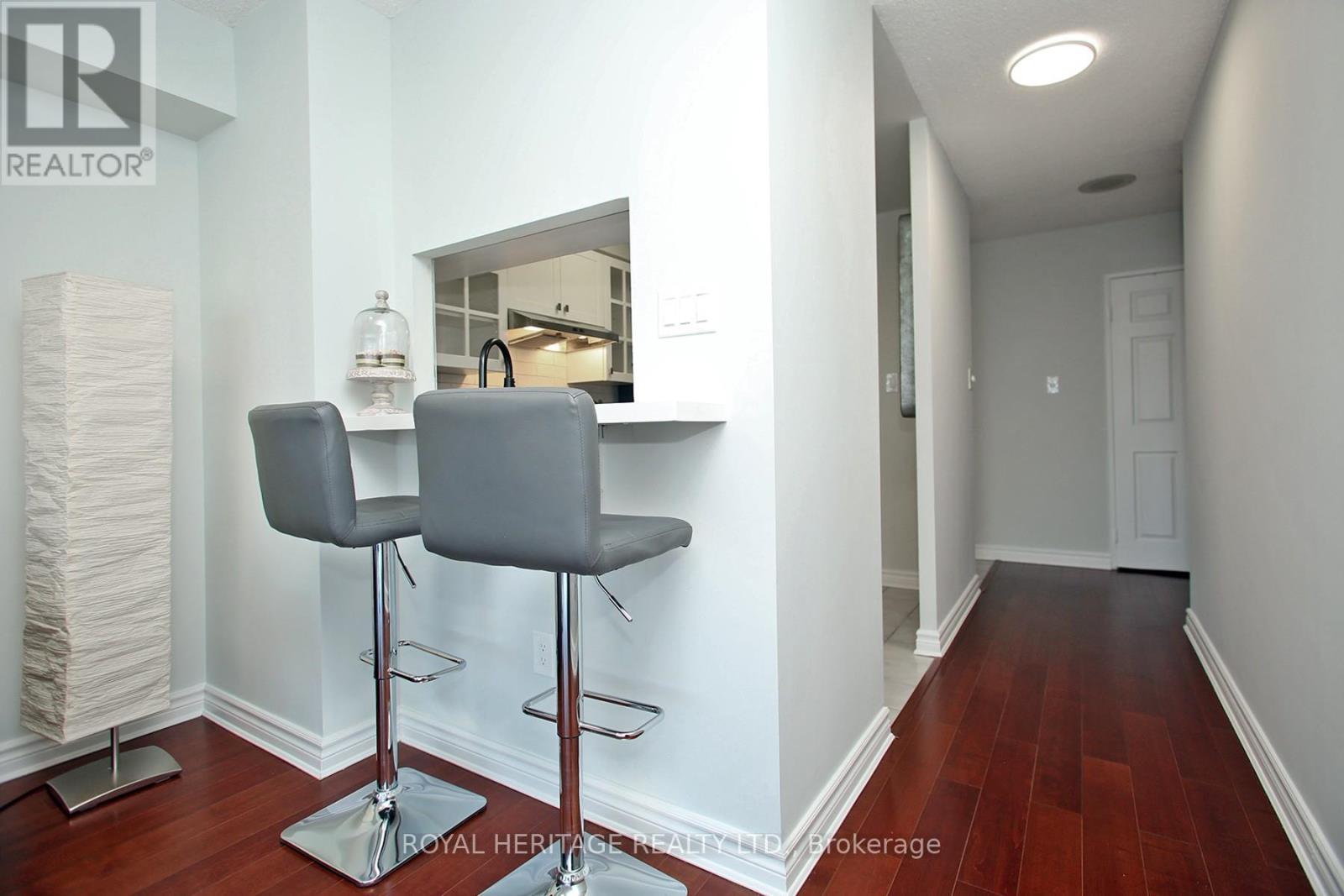 












505 - 3231 EGLINTON AVENUE E

,
Toronto (Scarborough Village),




Ontario
M1J3N5

