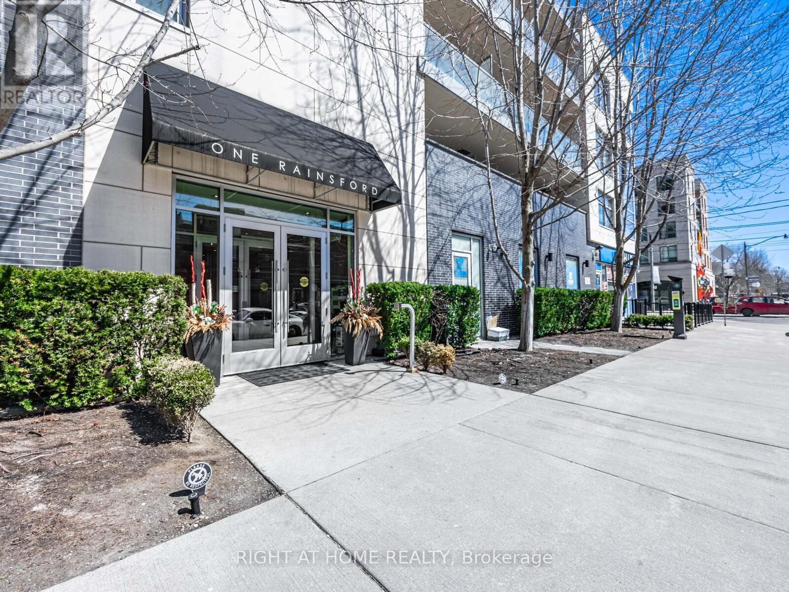 












207 - 1 RAINSFORD ROAD

,
Toronto (The Beaches),




Ontario
M4L3N5

