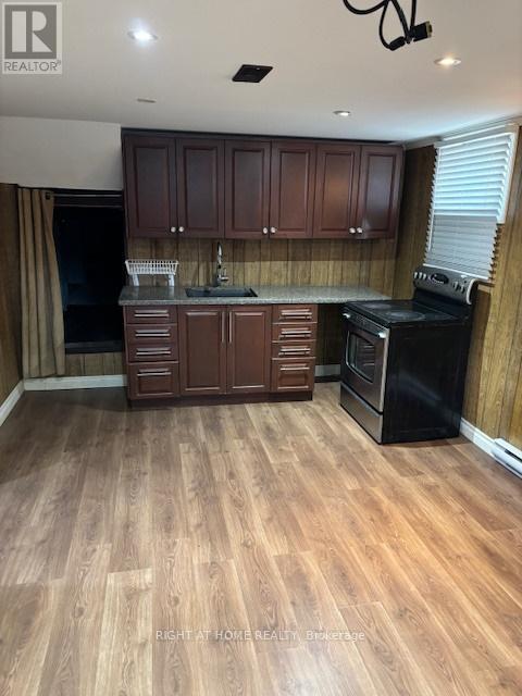 












435 WILSON ROAD N

,
Oshawa (Eastdale),




Ontario
L1G6E8

