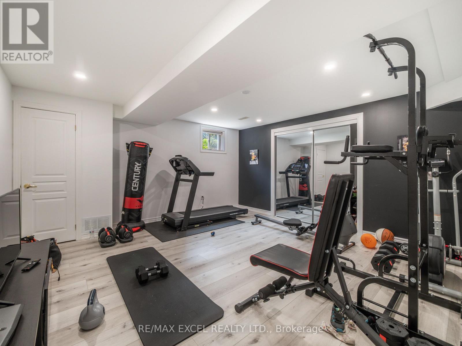 












143 SAMAC TRAIL

,
Oshawa (Samac),




Ontario
L1G7V9

