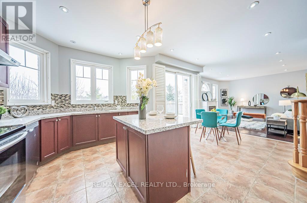 












3 HEADON AVENUE

,
Ajax (Central East),




Ontario
L1Z1R4

