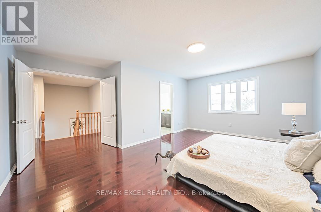












3 HEADON AVENUE

,
Ajax (Central East),




Ontario
L1Z1R4


