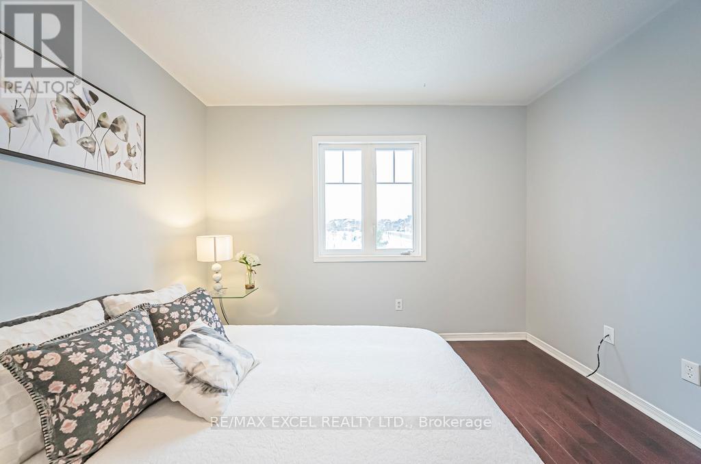 












3 HEADON AVENUE

,
Ajax (Central East),




Ontario
L1Z1R4


