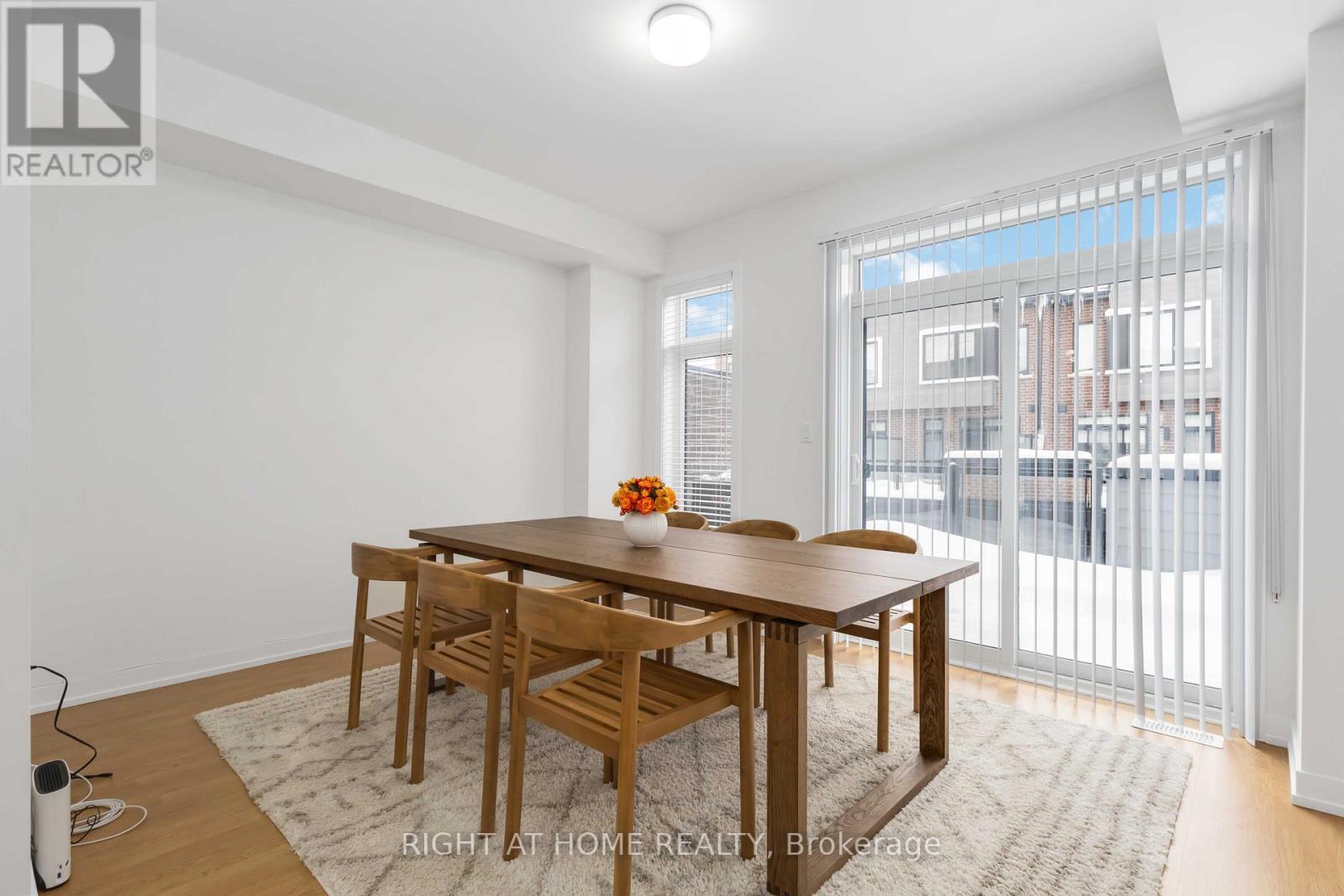 












1557 MIDLAND AVENUE

,
Toronto (Bendale),




Ontario
M1P0G3

