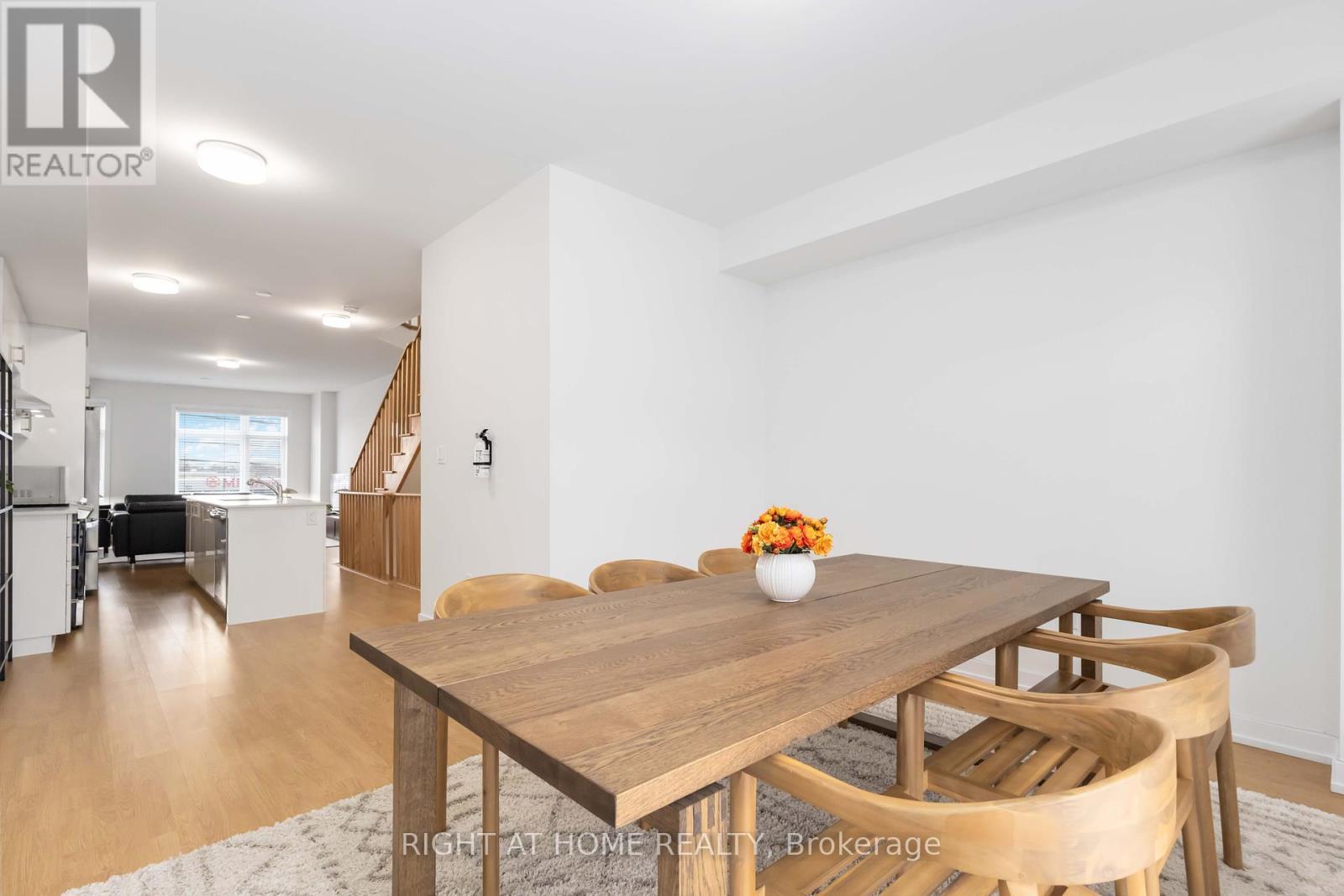












1557 MIDLAND AVENUE

,
Toronto (Bendale),




Ontario
M1P0G3

