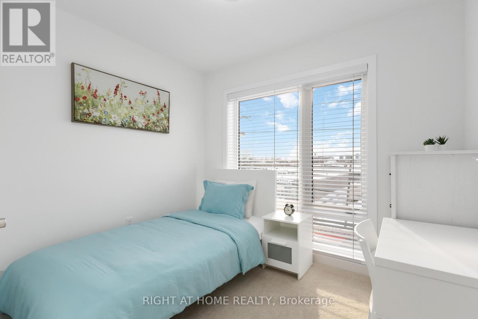 












1557 MIDLAND AVENUE

,
Toronto (Bendale),




Ontario
M1P0G3

