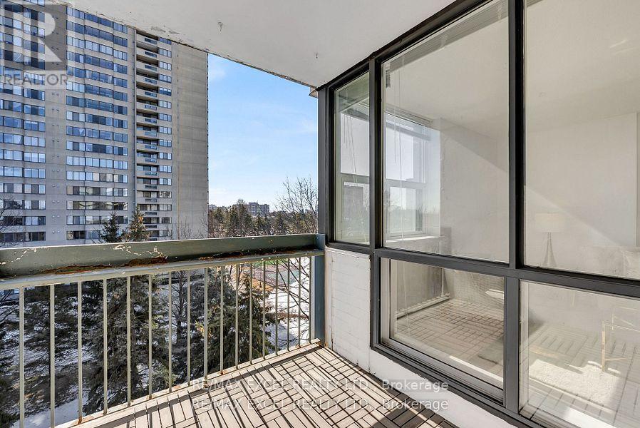 












603 - 2500 BRIDLETOWNE CIRCLE S

,
Toronto (L'Amoreaux),




Ontario
M1W2V6

