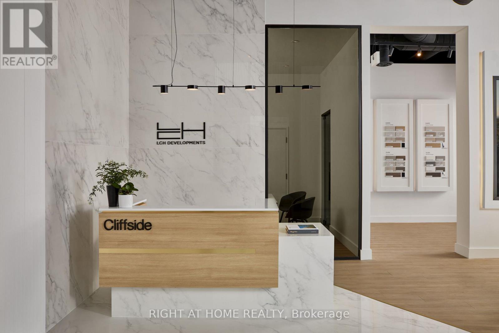 












UNIT A - 2229 KINGSTON ROAD

,
Toronto (Birchcliffe-Cliffside),




Ontario
M1N1T8

