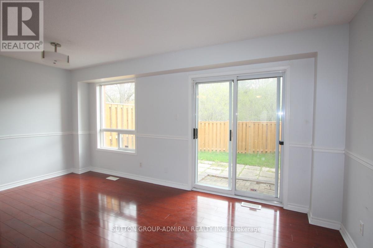 












27 - 811 WILSON ROAD N

,
Oshawa (Pinecrest),




Ontario
L1G7Z5

