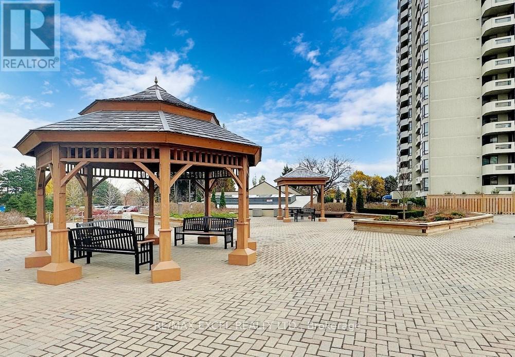 












203 - 275 BAMBURGH CIRCLE

,
Toronto (Steeles),




Ontario
M1W3X4

