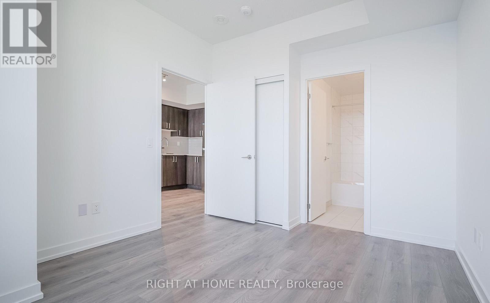 












2803 - 1435 CELEBRATION DRIVE

,
Pickering (Bay Ridges),




Ontario
L1W0C3

