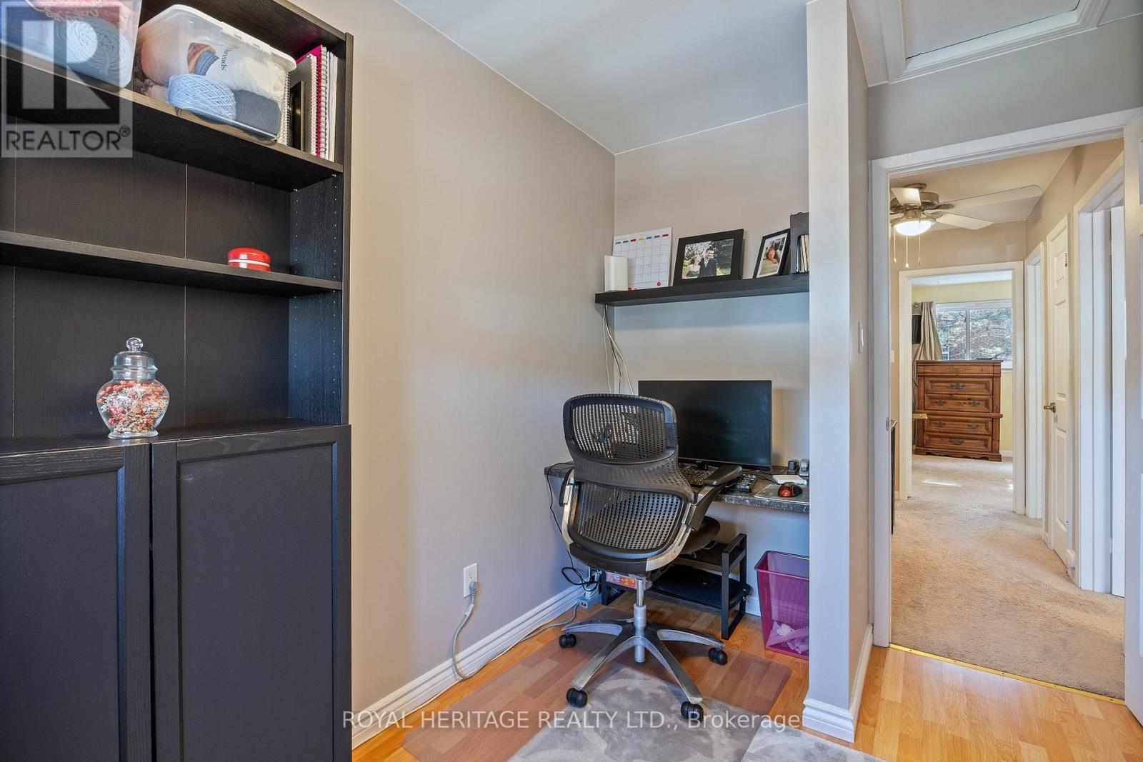 












44 - 1310 FIELDLIGHT BOULEVARD

,
Pickering (Liverpool),




Ontario
L1V2Y8

