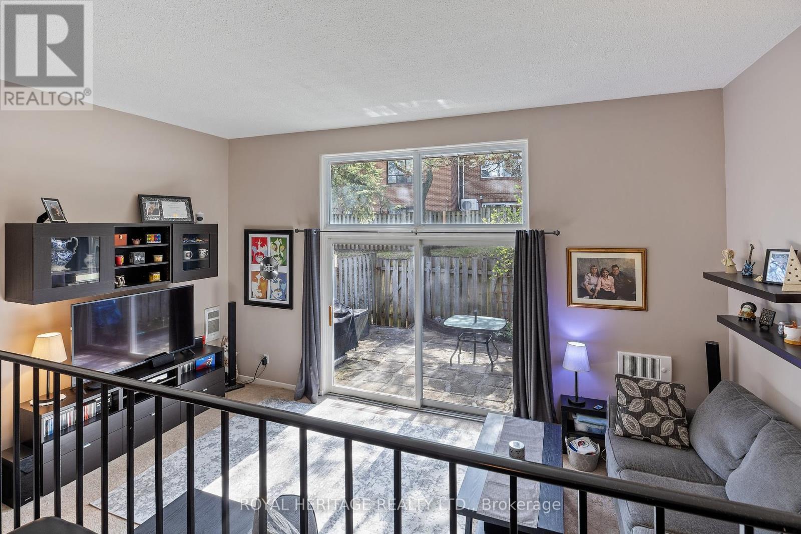 












44 - 1310 FIELDLIGHT BOULEVARD

,
Pickering (Liverpool),




Ontario
L1V2Y8

