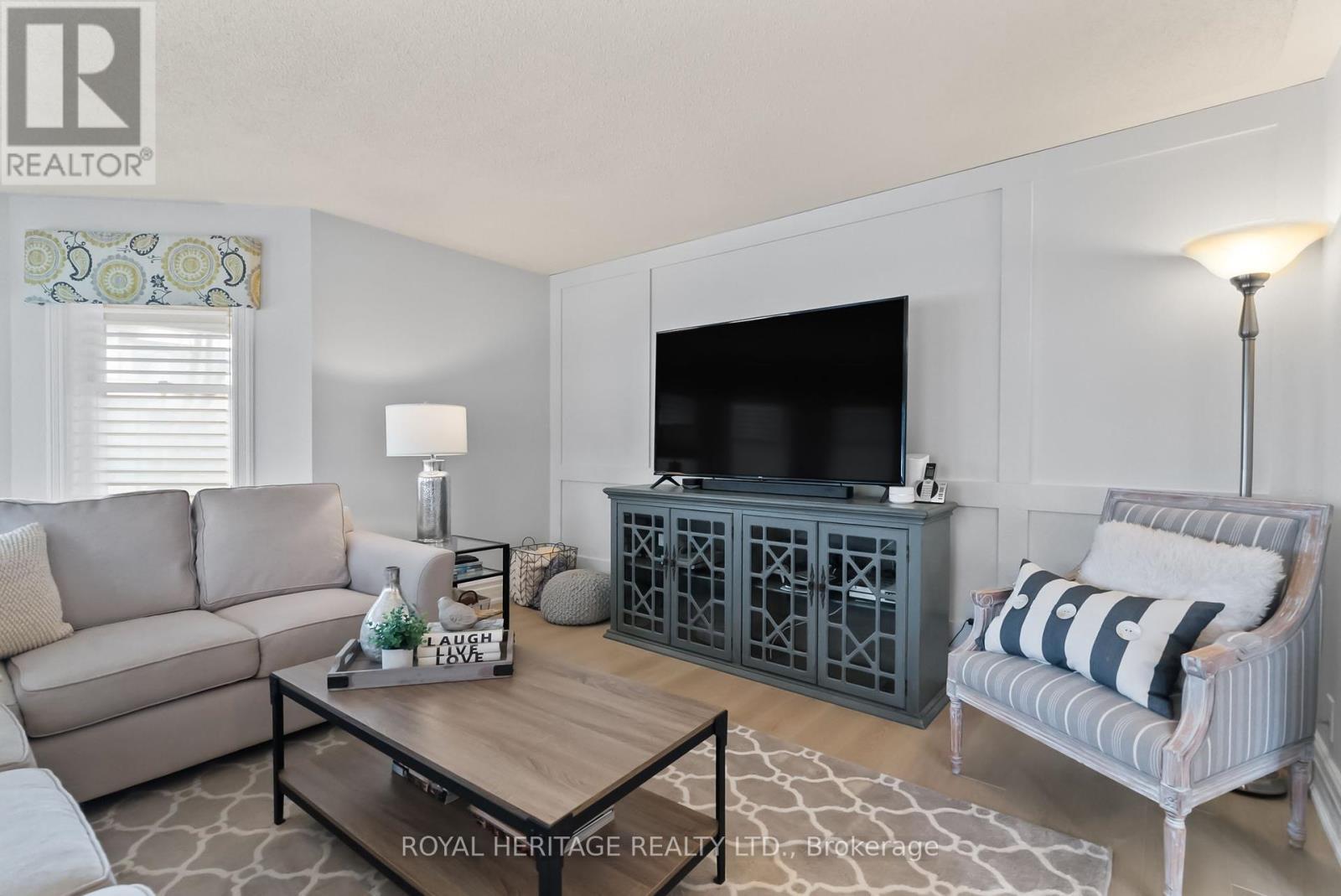 












5016 BARBER STREET E

,
Pickering,




Ontario
L1Y1B4

