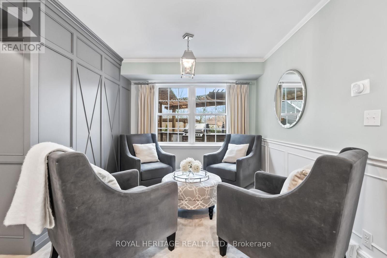












5016 BARBER STREET E

,
Pickering,




Ontario
L1Y1B4

