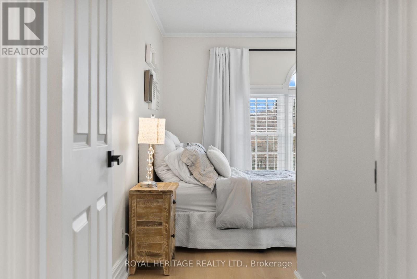












5016 BARBER STREET E

,
Pickering,




Ontario
L1Y1B4

