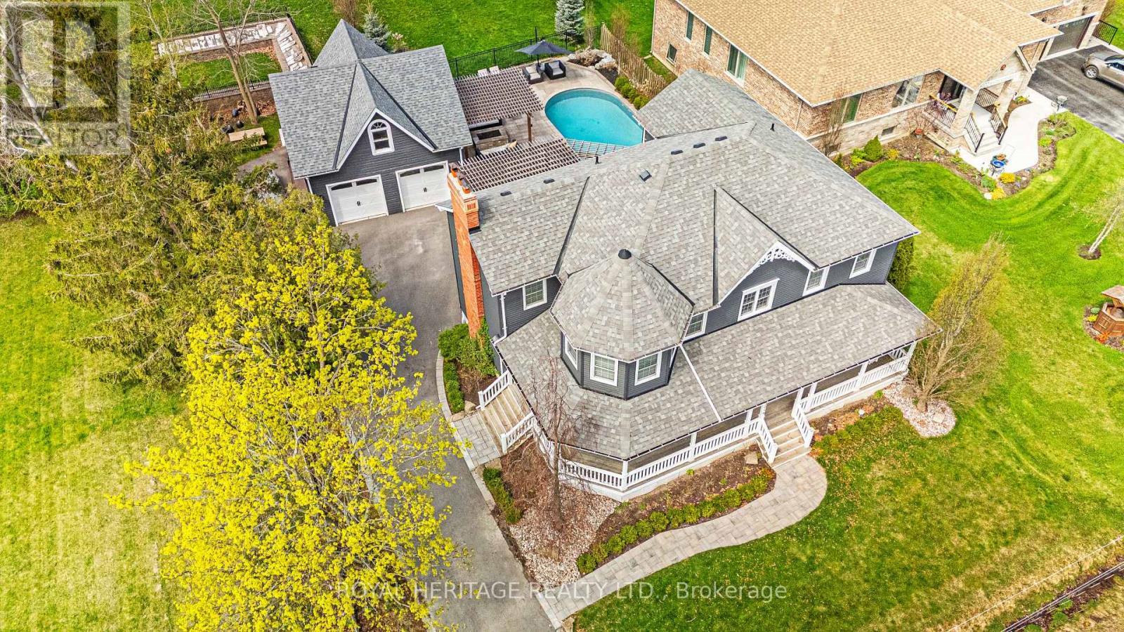 












5016 BARBER STREET E

,
Pickering,




Ontario
L1Y1B4


