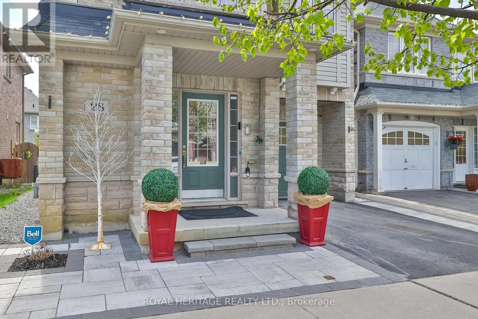 












28 CHASTON ROAD

,
Ajax (Central East),




Ontario
L1Z0M6

