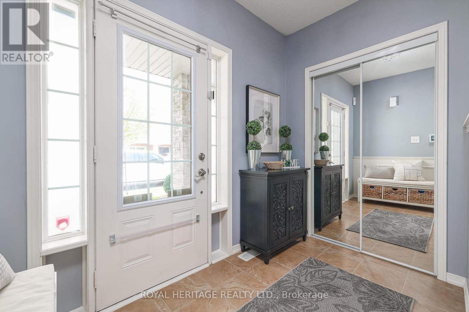 












28 CHASTON ROAD

,
Ajax (Central East),




Ontario
L1Z0M6

